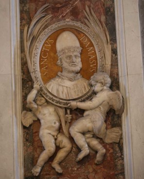 교황 성 다마소 1세15.jpg